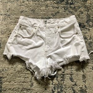 AGOLDE Parker Shorts in Gleam (white)